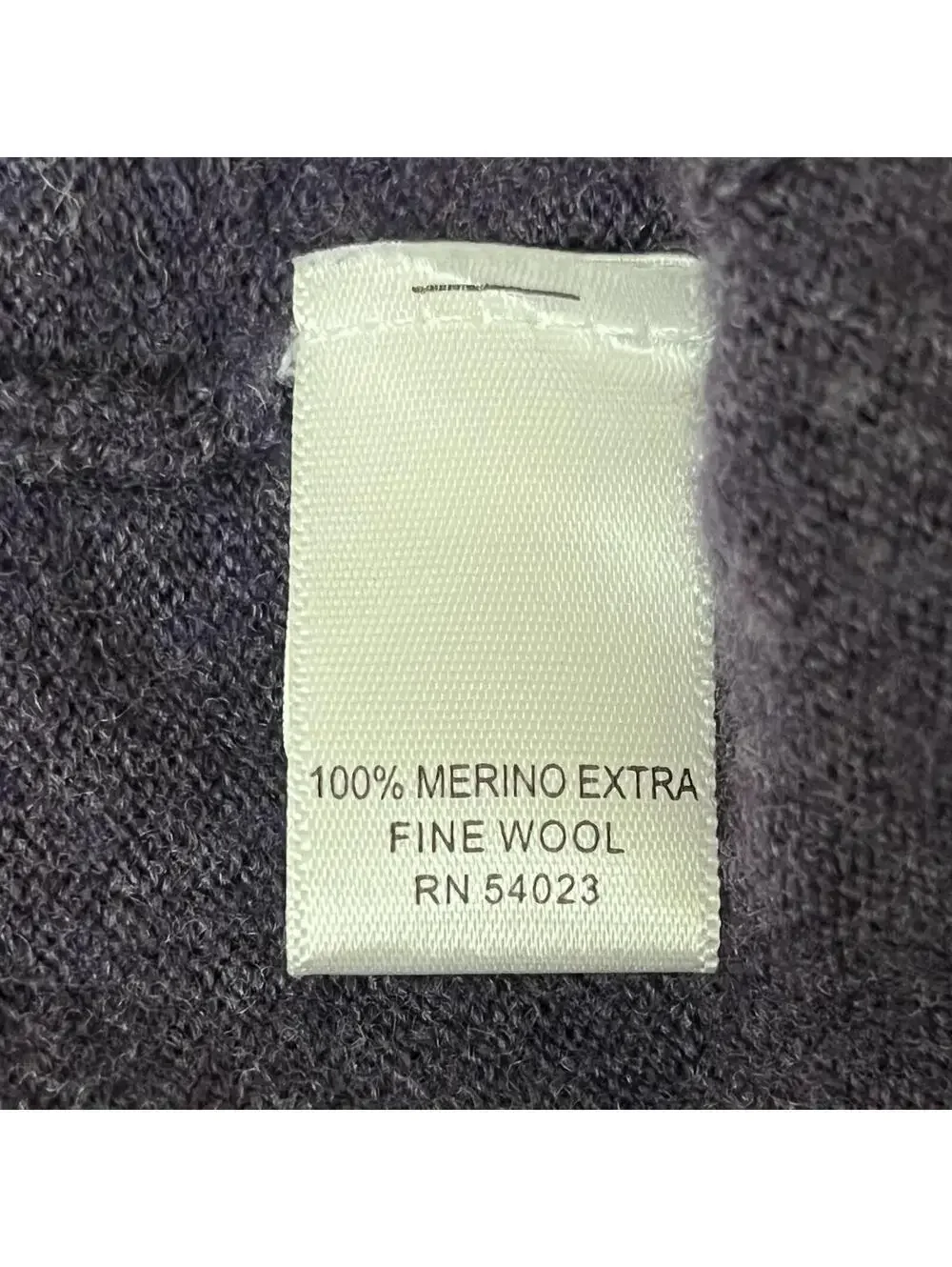 Banana Republic Mens Sweater 100% Merino Wool V-Neck Sweater Purple L Preppy